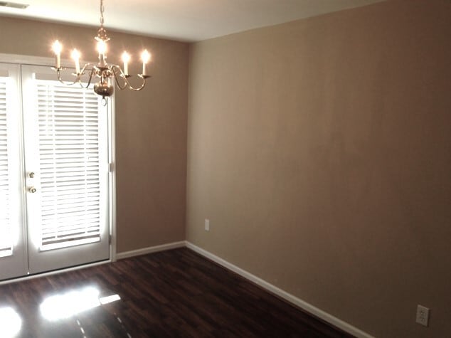 Photo - 250 White St