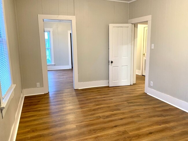 Photo - 385 E Perry St Unit 2