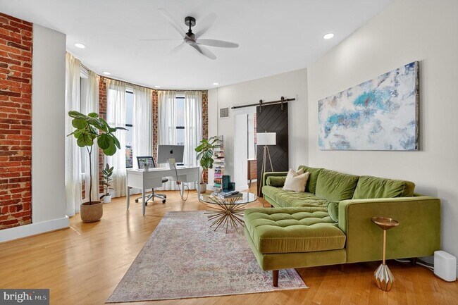 Photo - 1615 Q St NW Unidad 601