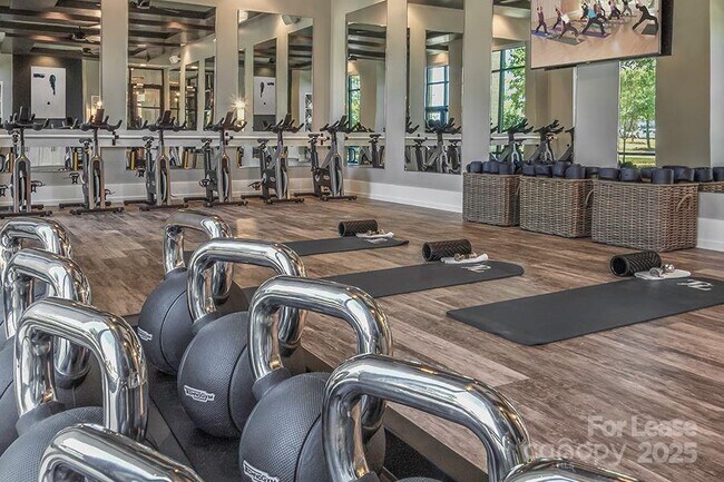 Photo - 7420 N Rea Pk Ln Unidad Pebble Beach