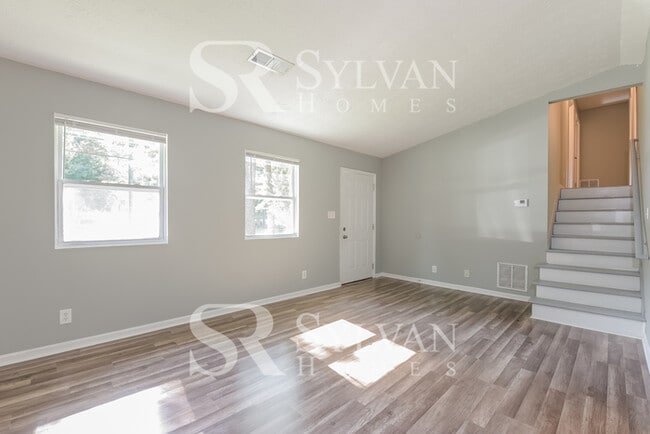 Photo - Don't miss out on this charming 3 BR 2 BA, home!