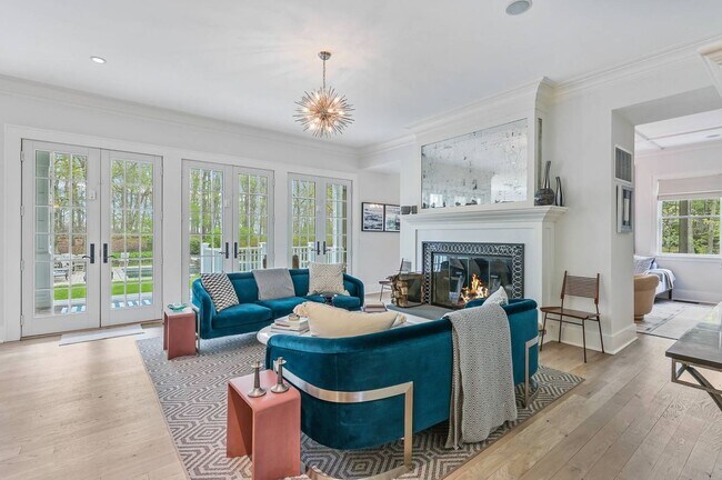 Photo - 118 Water Mill Towd Rd