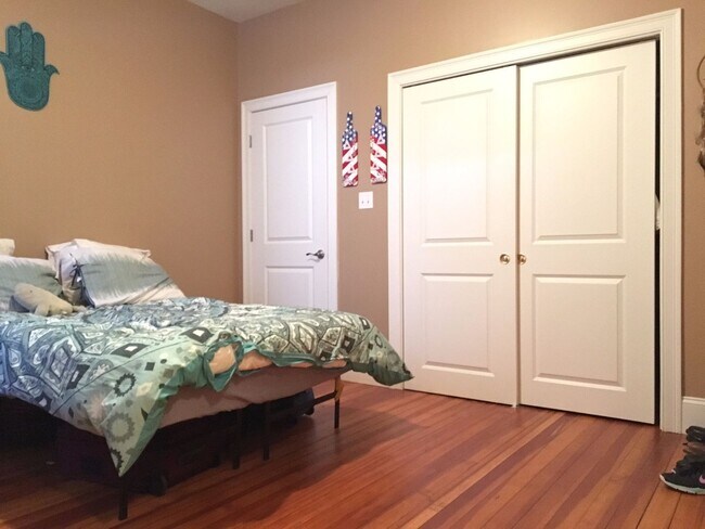 Photo - 4 BED/2 BATH W/ CENTRAL AIR ON SAINT LUKES...