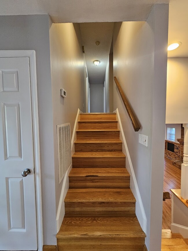 Photo - 253 Richard Dr