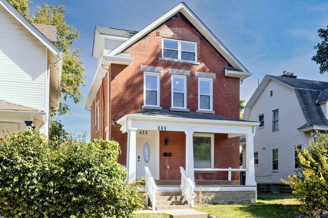 Single Family House! JUST RENOVATED! Centr... - Single Family House! JUST RENOVATED! Centr...