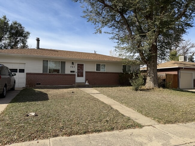 Building Photo - 785 39th St