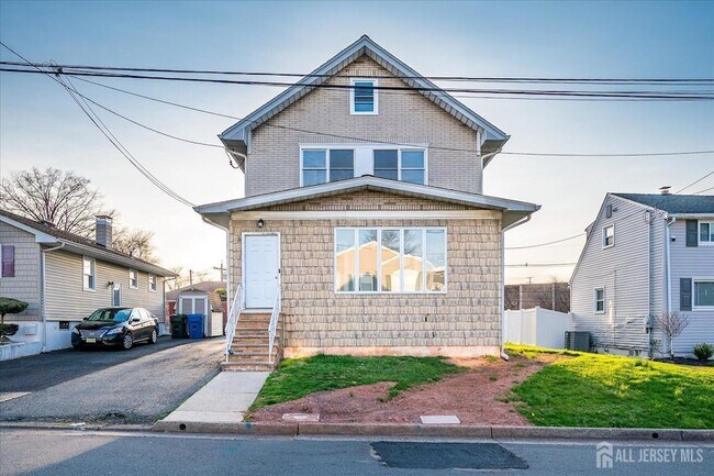 36 2nd Ave Unidad B