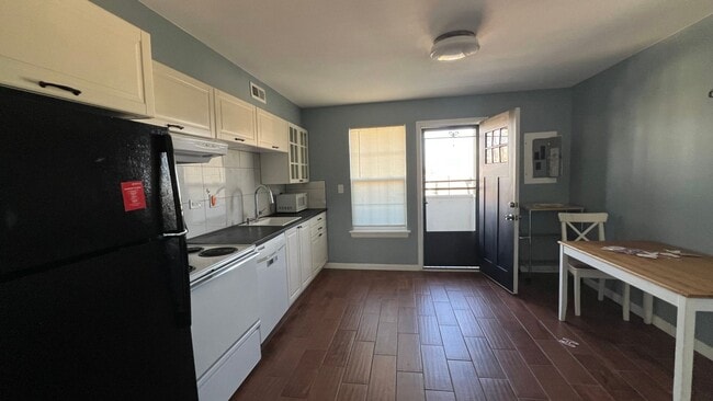 Building Photo - 9250 E Girard Ave