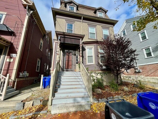 Building Photo - 68 John St