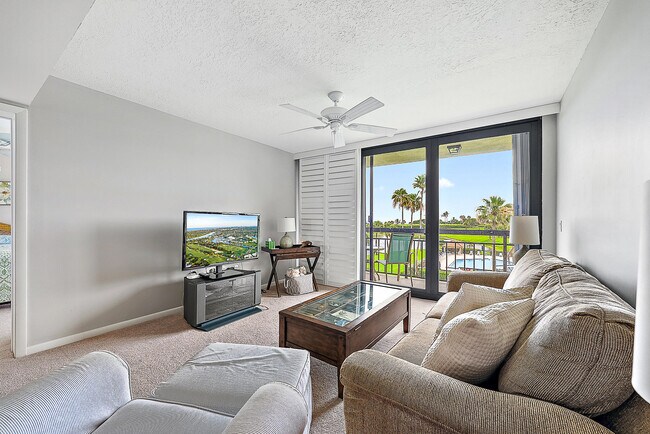 Photo - 301 S Seas Dr Unit 305