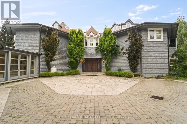 Photo - 9 Flaherty Ln