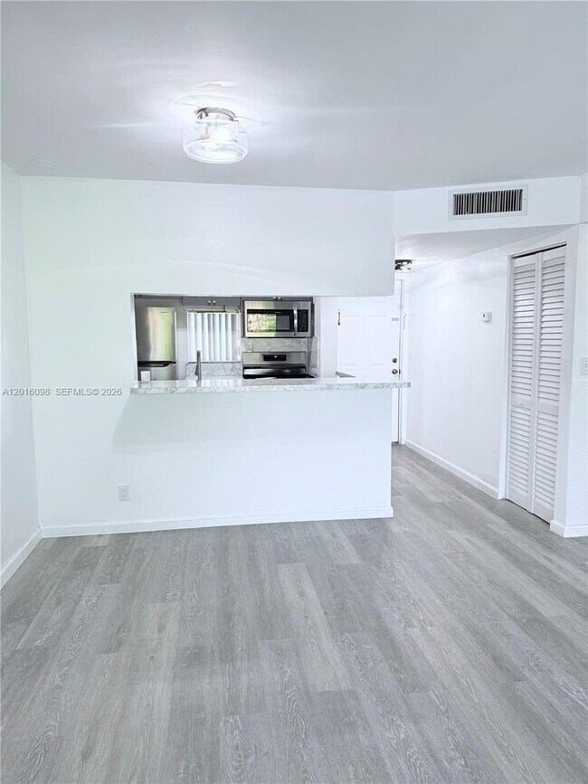 Photo - 7900 NW 50th St Unit 303