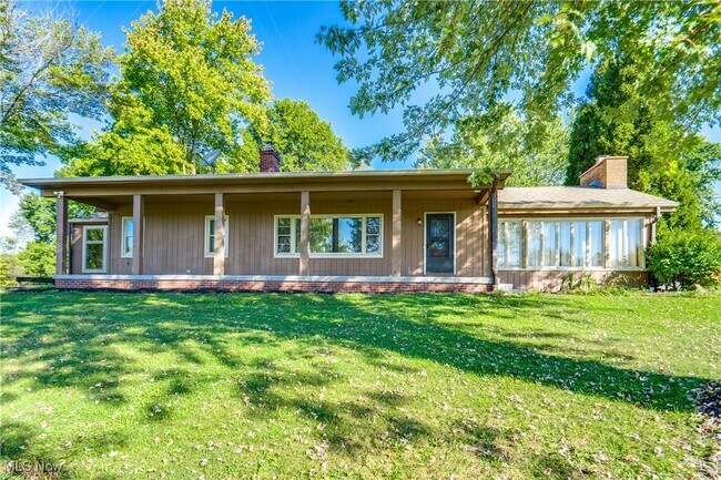 Photo - 4017 Bellaire Ln