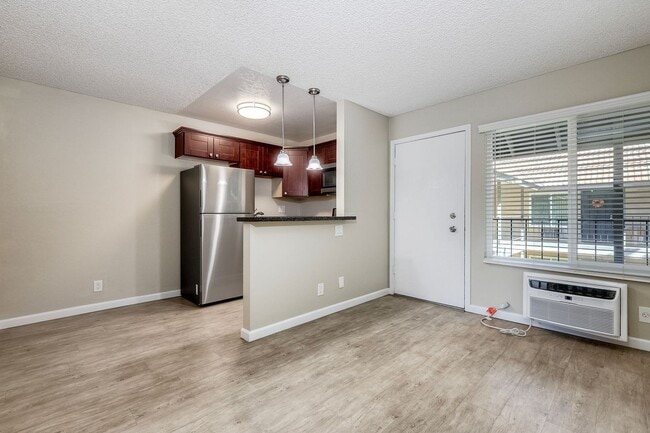 Rancho Del Sol Apartments