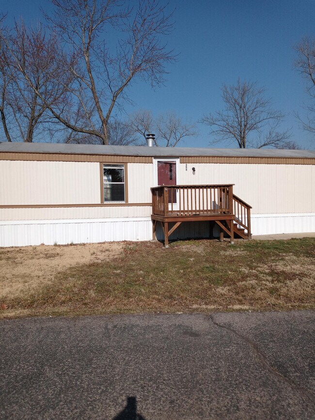 Photo - 354 Golden Dale Dr