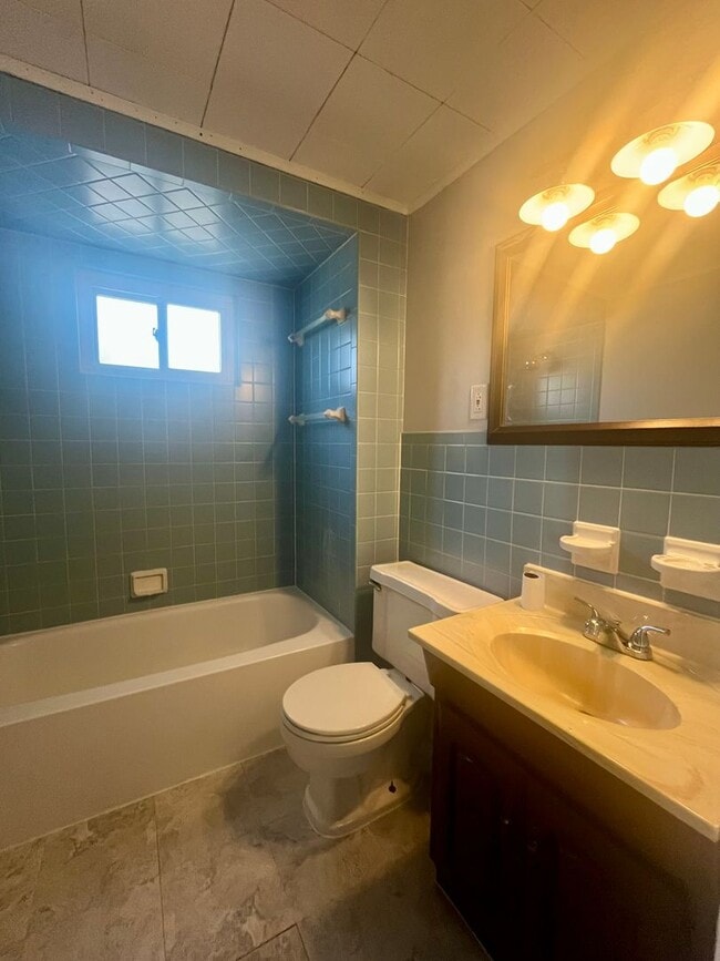 Photo - Available Now! 3 Bed, 1 Bath in Boyertown