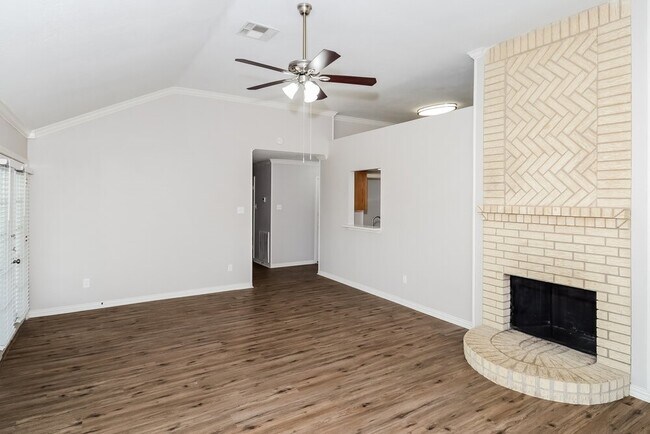 Photo - 4906 Temple Bell Dr