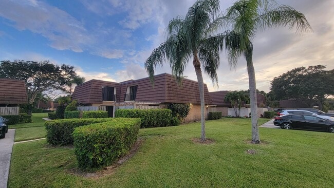 Building Photo - 606 6th Ln Rental