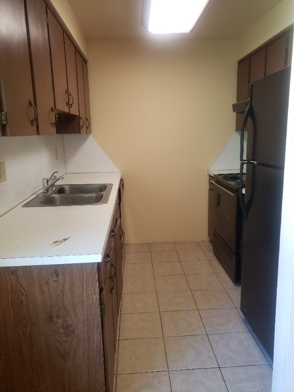 Photo - 776 Washington St N Unit 4