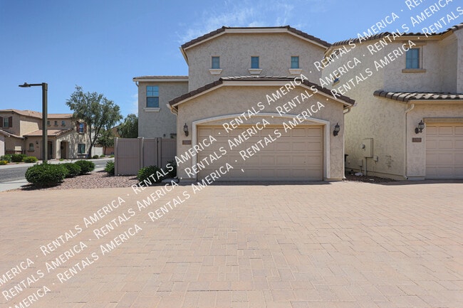 Photo - 2205 W Le Marche Ave