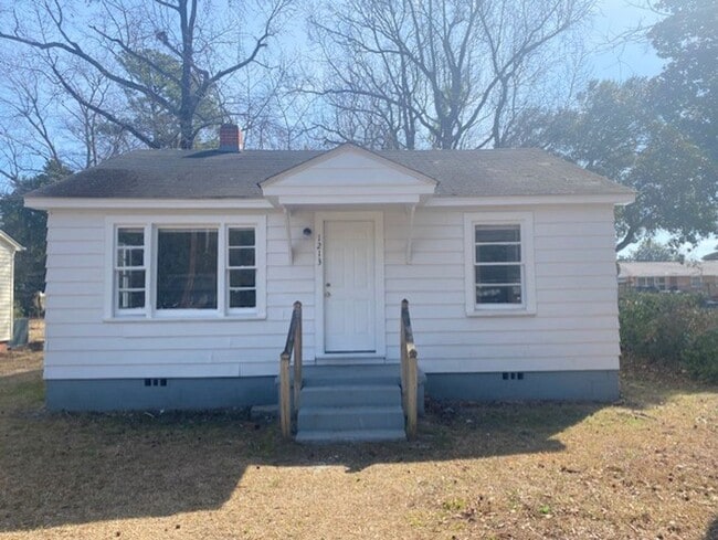 Cute and Cozy Rental - Cute and Cozy Rental