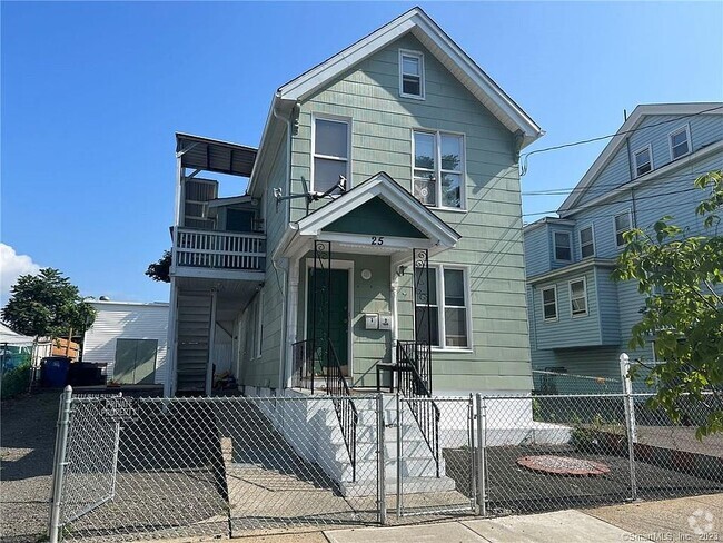 Building Photo - 25 Wolcott St Unit #1 Rental