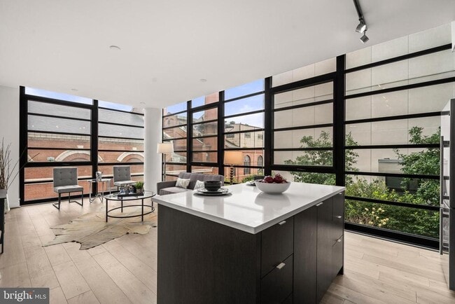 Photo - 1300 4th St SE Unit 312