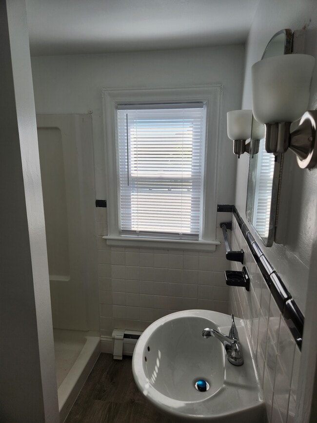 Photo - 189 Thames St Unit 1