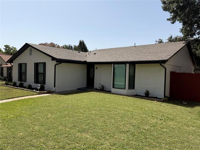 1262 Valencia Ln