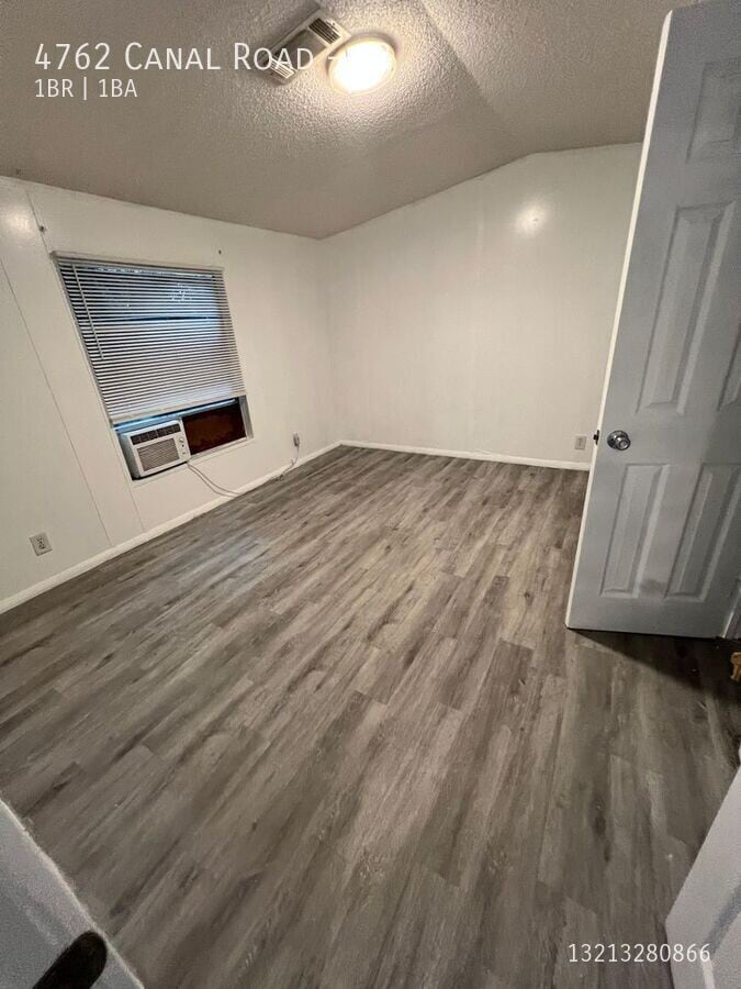 Photo - 4762 Canal Rd Unit A2