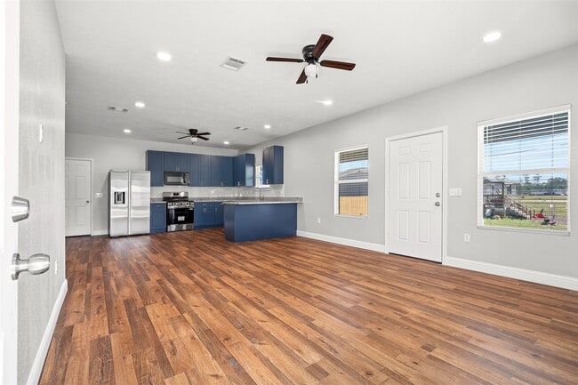 Photo - 18473 Novarra Dr