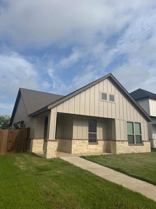 Move in NOW - Godley ISD - 3/2/2 - Move in NOW - Godley ISD - 3/2/2 Casa