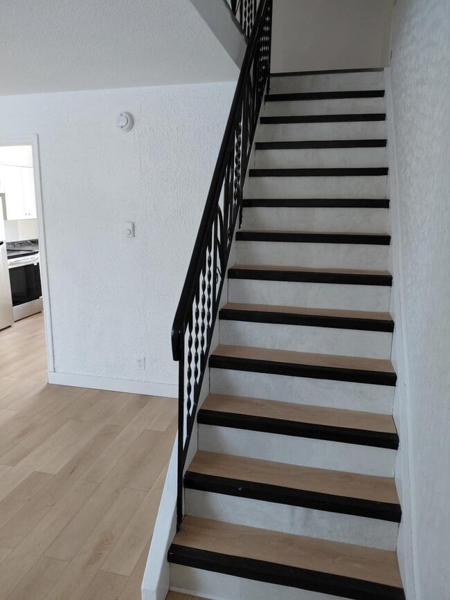 Photo - 3 bedroom in Regina SK S4R 4Y6