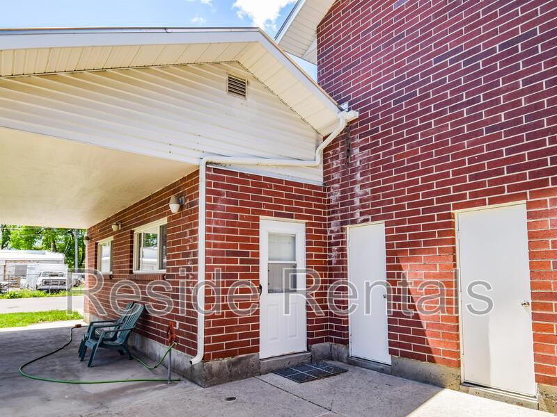 Photo - 50 N Center St