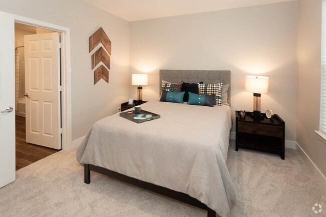 2BR 2BA