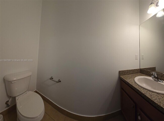 Photo - 929 SW 147th Ave