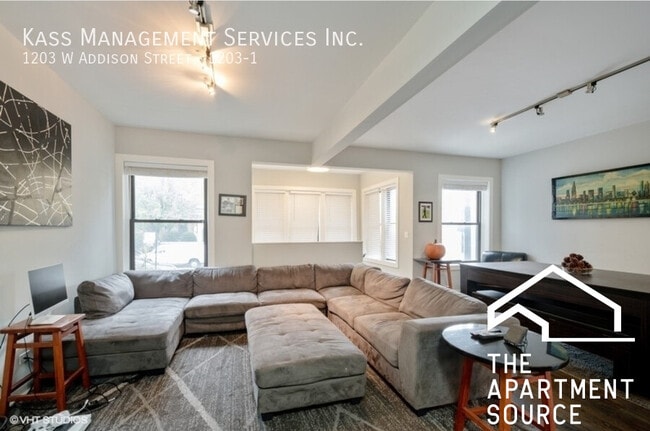 Photo - 1203 W Addison St Unit 1