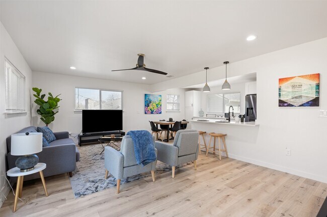 Photo - 6104 Reicher Dr