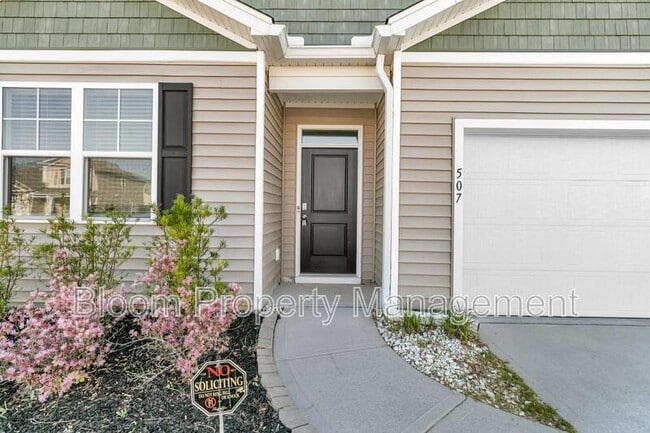 Photo - 507 Sybilwood Ln