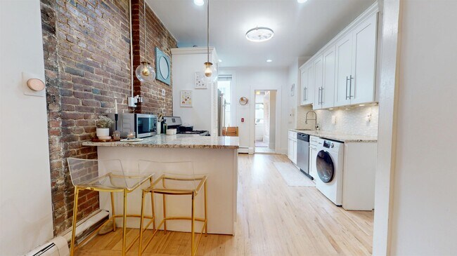 Photo - 118 Jefferson St Unit 2L