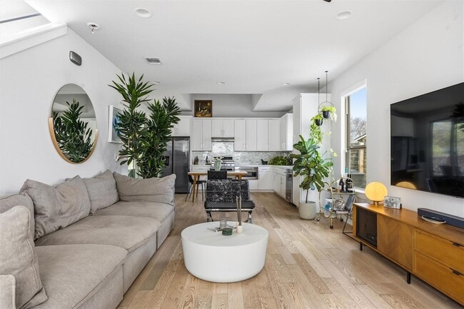 Photo - 4502 Banister Ln Unit B