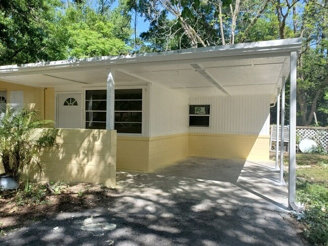 Photo - Great 4 bedrooms 2 baths, recently renovated