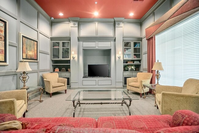 Ridgewalk Apartments