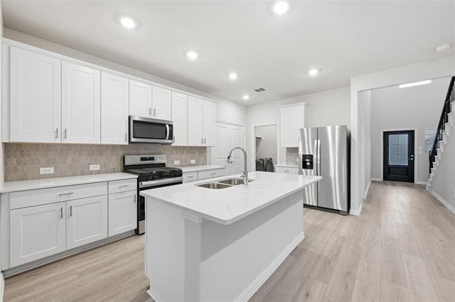 Building Photo - 1720 Arches Rd