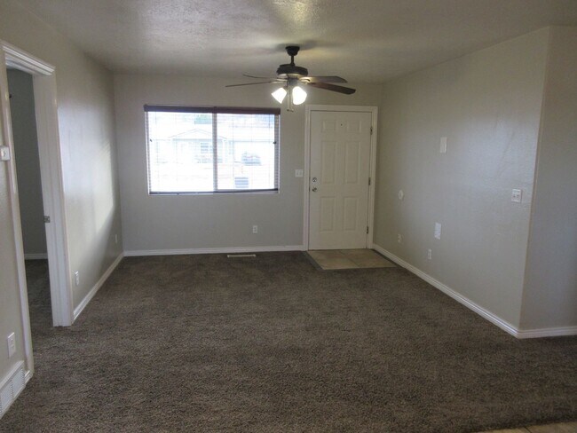 Photo - Move-In Discount - Single Family Home in E...