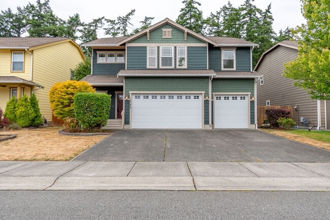Building Photo - Stunning 3 Bed 2.5 Bath home in Fairway Point