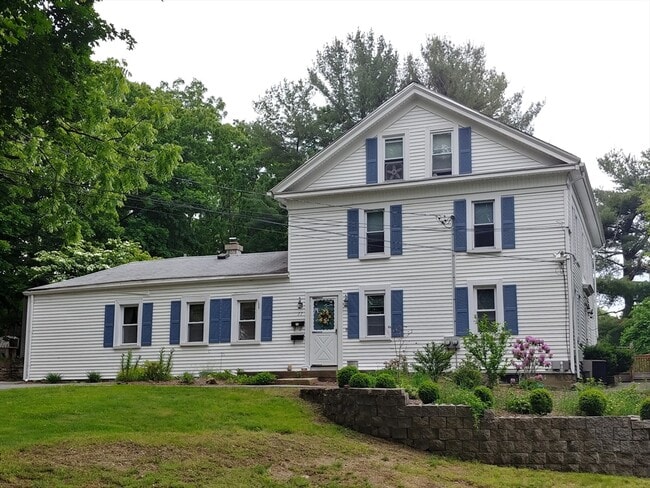 Building Photo - 77 Hudson St Unit 2