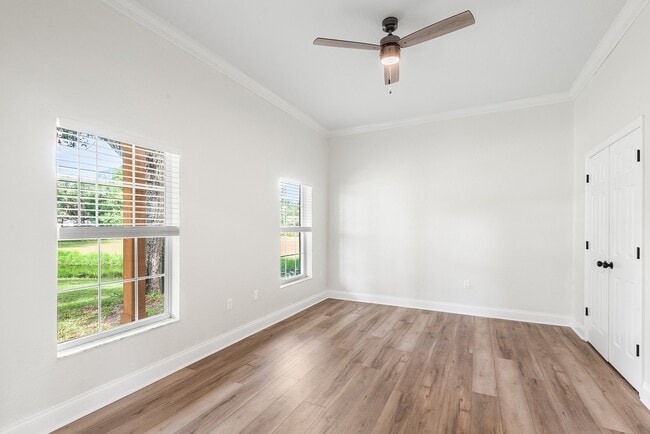 Photo - 5820 E Johnson Ave