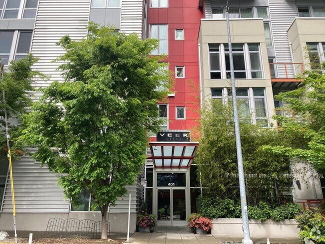 Building Photo - Veer Lofts Condominiums - South Lake Union Unit 208