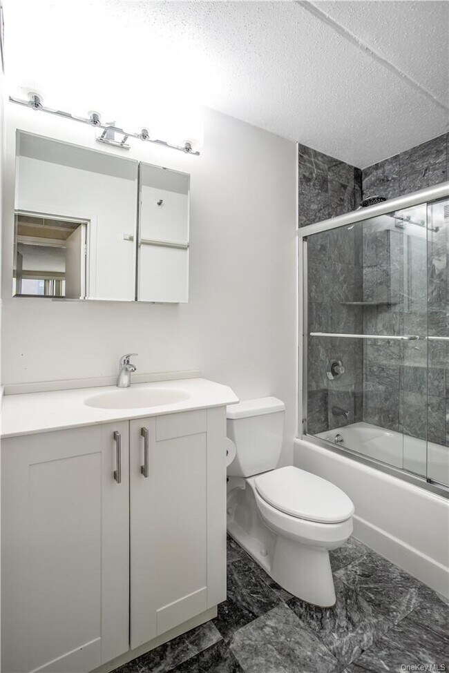 Photo - 4 Martine Ave Unit 809